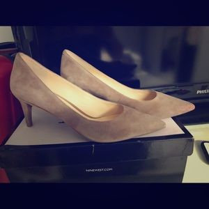 Nude suede shoes